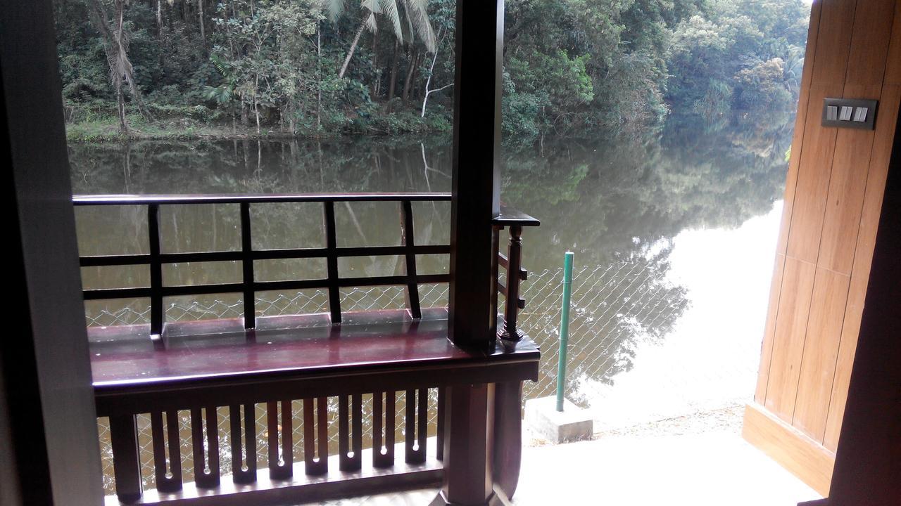 7Th Heaven Resorts Kochi Zimmer foto